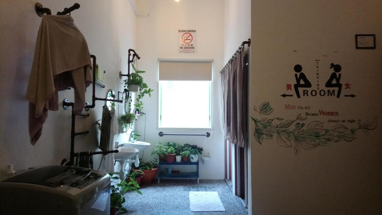 Malacca Stay With Me Capsules Hostel מראה חיצוני תמונה