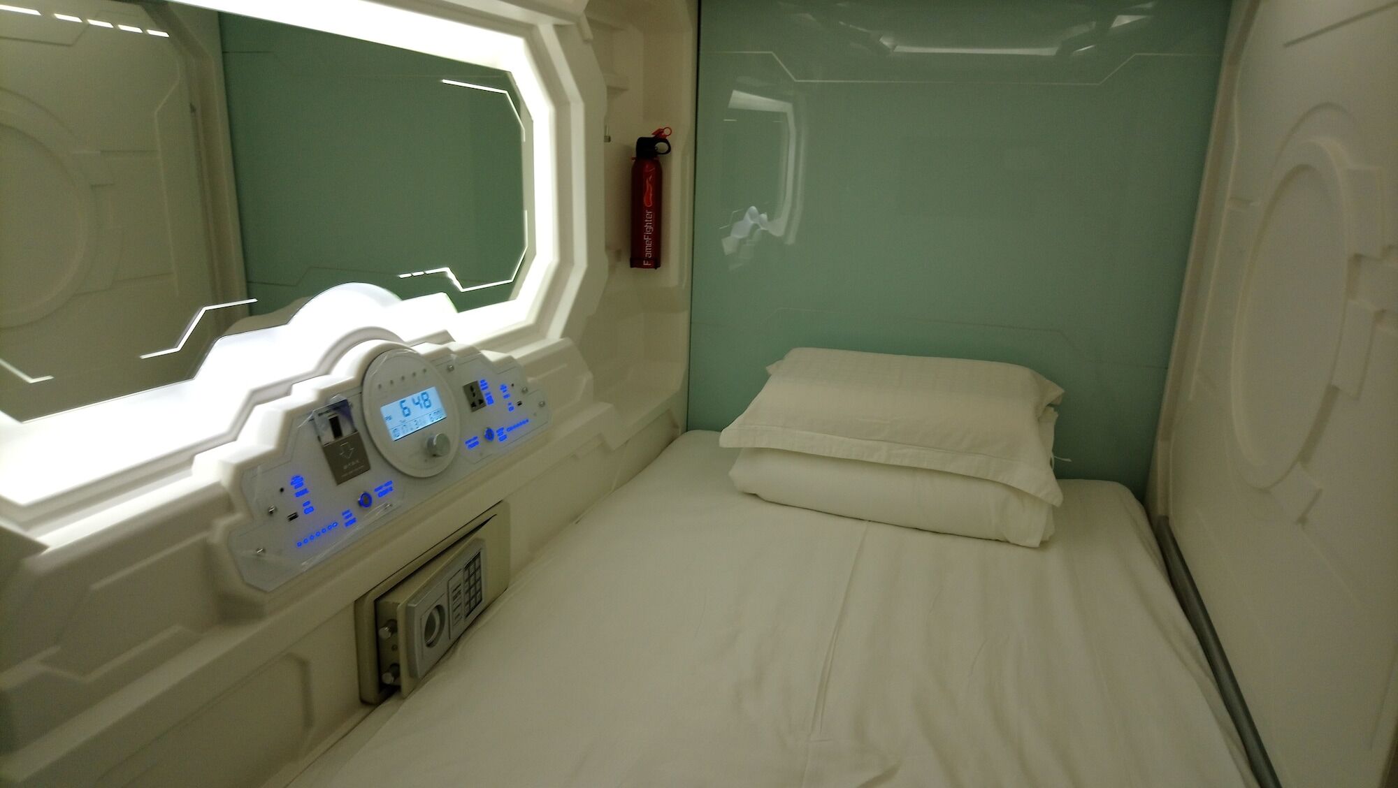 Malacca Stay With Me Capsules Hostel מראה חיצוני תמונה